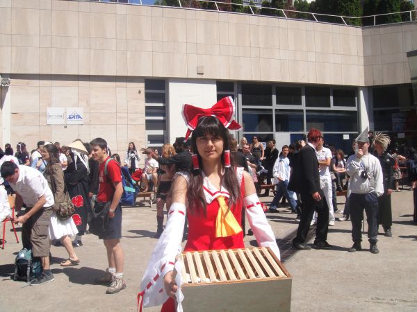 Ma meido d'elite 2 en pleine infiltration de Touhou Megacorp