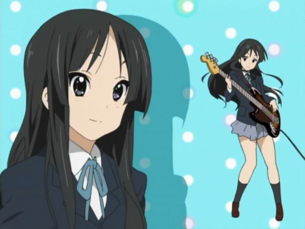 KyoAni vous fournit même des wallpaper K-ON_-_02_-_Large_02.jpg