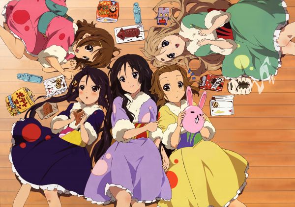 Cinq filles dans le vent k-on.jpg